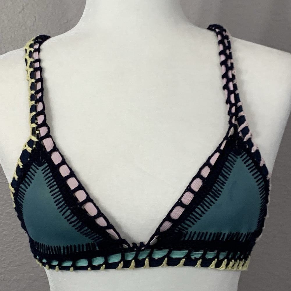 KIINI TEAL FLOR BIKINI TOP Crocheted & Elastic Straps‎ SIZE Medium